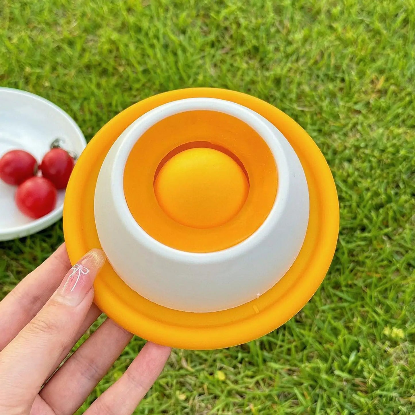 Dog & Cat Lick Bowl – Non-Slip Slow Feeder Enrichment Toy